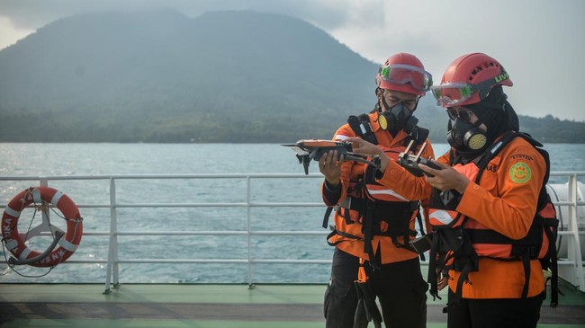 Pencarian Rombongan Jurnalis Berlanjut di Selat Sunda