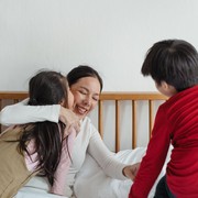 Menurut Psikolog, Ini 4 Kalimat Orang Tua untuk Membuat Anak Punya Mental Kuat