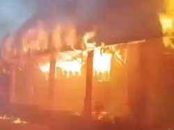 Gedung SMPN 3 Tomilito Gorontalo Utara Terbakar, 3 Ruangan Kelas Ludes