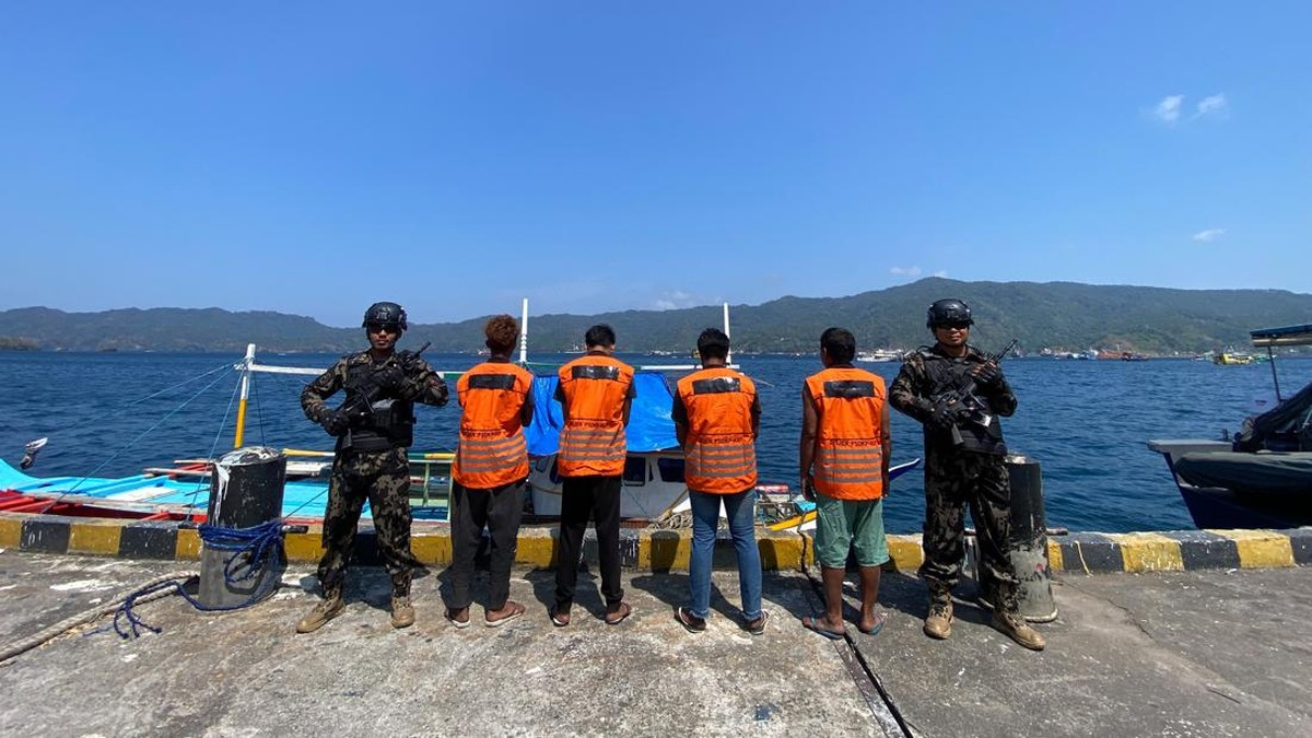 Pasukan Trenggono Tangkap 1 Kapal Filipina, Kepergok Lagi Maling Ikan 