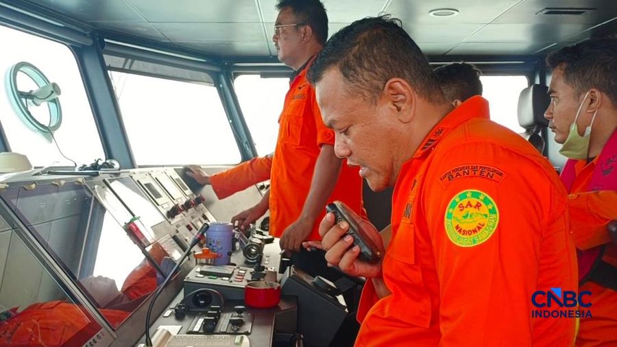 Lima wartawan dan tiga orang lainnya nan lenyap kontak di sekitar Gunung Anak Krakatau, Banten, hingga Rabu (9/9/2026) belum ditemukan.