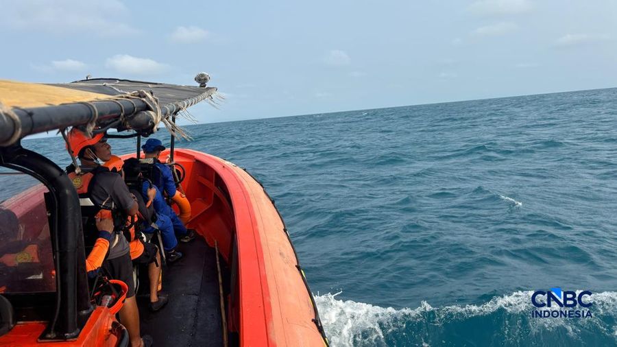 Lima wartawan dan tiga orang lainnya nan lenyap kontak di sekitar Gunung Anak Krakatau, Banten, hingga Rabu (9/9/2026) belum ditemukan. (Dok. Basarnas)
