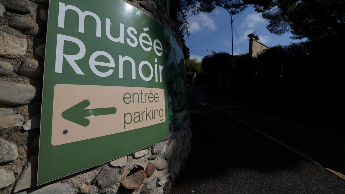 FOTO: Museum Renoir di Prancis Dibobol Maling