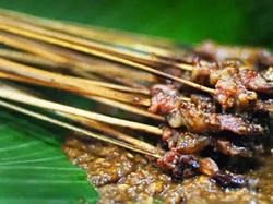 5 Makanan Tradisional yang Namanya Menipu, Sate Lalat hingga Bubur Sumsum