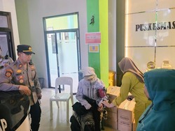 Pendaki Gunung Raung Hipotermia, Dievakuasi Usai Lapor Call Center 110