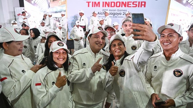 Pengukuhan Tim Indonesia untuk Asian Games 2026