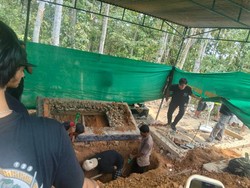 Makam Pria Diduga Diracun Selingkuhan di Mura Dibongkar untuk Autopsi