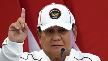 Berita Panas dari Dunia Sport CNN : Prabowo Janjikan Bonus Rp3 Miliar untuk Medali Emas Asian Games