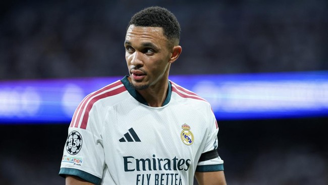 Trent Alexander-Arnold dimainkan sebagai gelandang saat Real Madrid kalahkan Inter Milan.