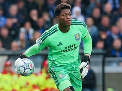 Zion Suzuki Pecahkan Rekor di Liga Inggris dan Liga Champions