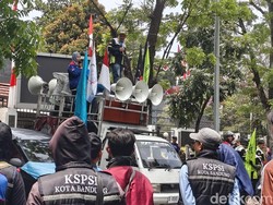 Buruh Bandung Tagih RUU Ketenagakerjaan yang Berpihak ke Pekerja