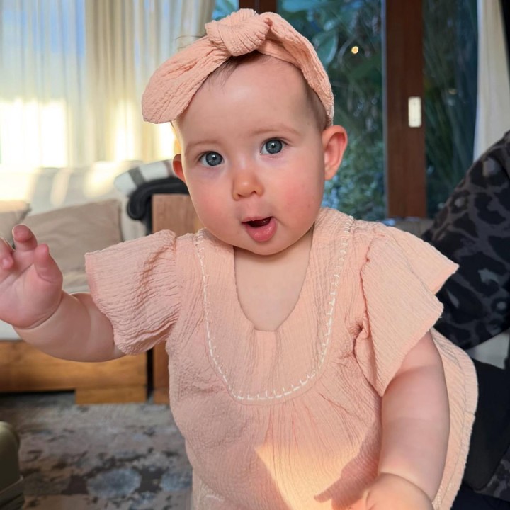 <p>Dalam beberapa unggahan di Instagram, potret Kaia yang dibagikan sang Bunda sering mendapatkan komentar positif dari netizen. Banyak yang berkomentar tentang paras Kaia yang cantik. "Kaia cantik banget," tulis akun @so***. "Lucunya baby Kaia," ungkap @pu***. "Bayii cantikk," kata akun @fr***. (Foto: Instagram @steffizamoraaa)</p>