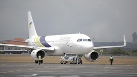 Penerbangan perdana atau inaugural flight TransNusa menuju Phuket International Airport di Thailand yang berangkat dari Bandara Internasional I Gusti Ngurah Rai pada Rabu (9/9).