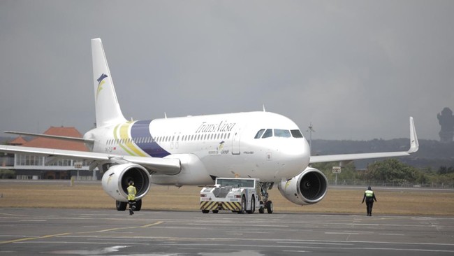 Penerbangan perdana atau inaugural flight TransNusa menuju Phuket International Airport di Thailand yang berangkat dari Bandara Internasional I Gusti Ngurah Rai pada Rabu (9/9).