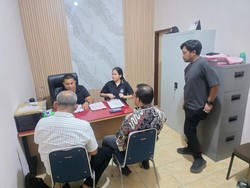 Bareskrim Limpahkan Tersangka Kasus Gelondongan Kayu Saat Banjir Sumut ke Jaksa