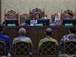 Video Pengakuan Eks Bendahara Amphuri Setor USD 40 Ribu ke Pegawai Kemenag