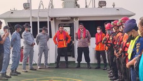 Kepolisian Negara Republik Indonesia (Polri) terus mengoptimalkan pencarian delapan orang yang hingga kini masih dalam pencarian setelah kapal cepat KM Arupadatu 1 dilaporkan hilang kontak di perairan Selat Sunda, Banten. Memasuki hari ketiga operasi