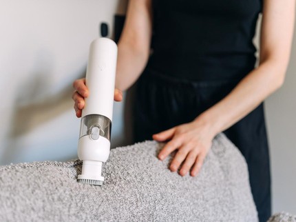 7 Rekomendasi Mini Vacuum Cleaner, Ukuran Kecil tapi Daya Isap Kuat