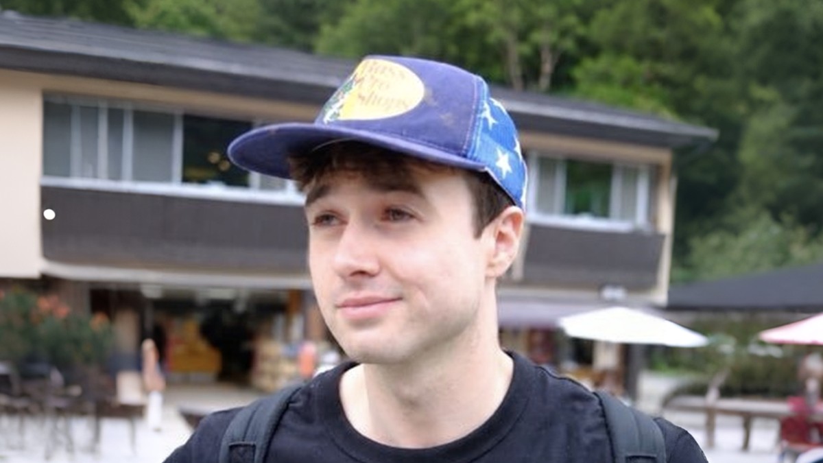 Viral Sosok Jacob Coxon, Menolak Kaya Gara-Gara Kiamat Sudah Dekat