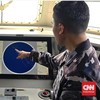 KRI Kerambit 627 menyisir area terluar Gunung Anak Krakatau untuk mencari lima jurnalis yang hilang di Selat Sunda, Kamis (10/9/2026)