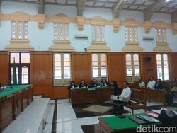 3 Eks Kepala KSOP Pelabuhan Belawan Didakwa Korupsi PNBP Jasa Pandu Rp 648 Juta