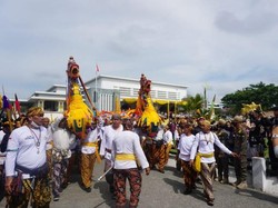 Kenapa Ada Dua Naga dalam Erau? Ini Makna Naga Laki dan Naga Bini
