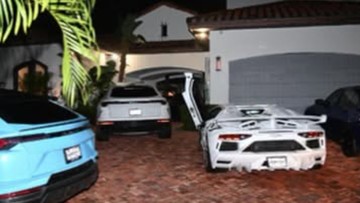 'Bocah' Singapura Malone Lam Curi Rp4,2 T di AS, Beli 28 Mobil Mewah