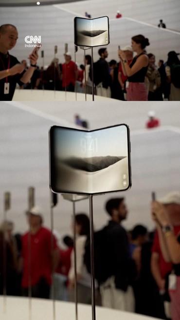 Momen Apple Luncurkan HP Lipat Pertamanya