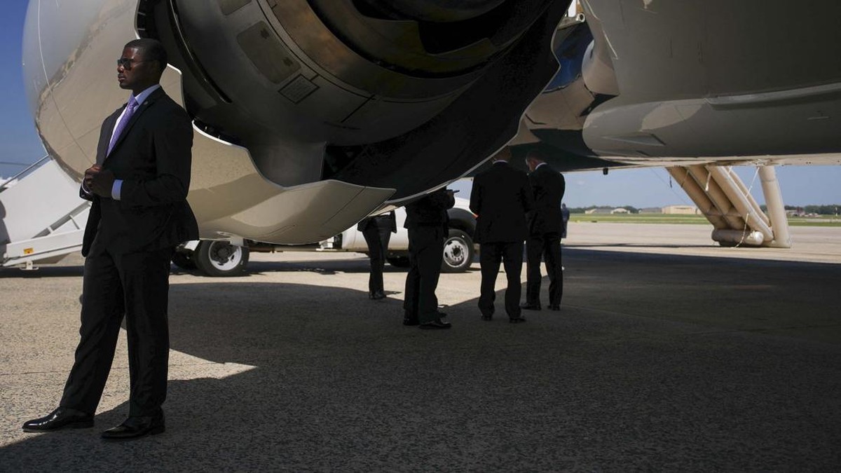 JOINT BASE ANDREWS, MARYLAND - SEPTEMBER 09: An inflated escape device extends from the side of the Boeing VC-25B