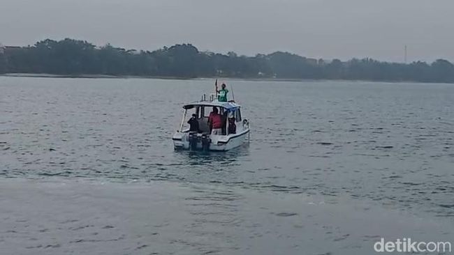 Pencarian Jurnalis Hilang saat Liput Anak Krakatau, Warga Ikut Bantu