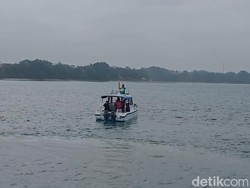 Area Pencarian Jurnalis Hilang di Anak Krakatau Diperluas, KRI Dikerahkan
