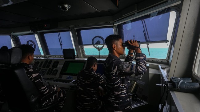 Prabowo Perintahkan KSAL Kirim Pasukan Cari Jurnalis di Selat Sunda