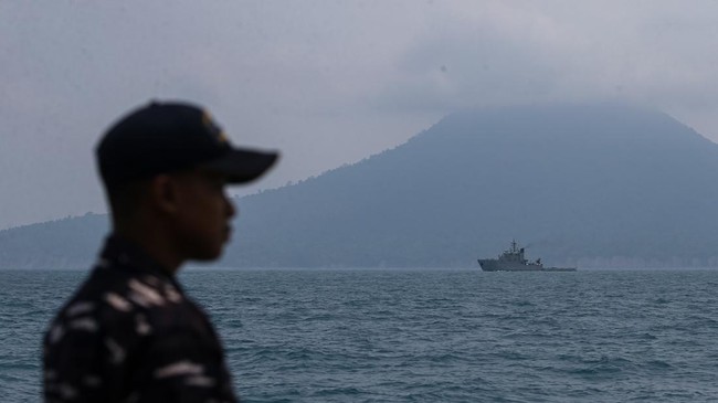 Prabowo Perintahkan KSAL Kirim Pasukan Cari Jurnalis di Selat Sunda