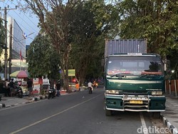 Kecelakaan Beruntun di Parepare, Pemotor Tewas Terlindas Truk Tronton