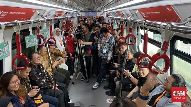 Dinas Perhubungan DKI Jakarta mengadakan uji coba penyempurnaan layanan LRT Kelapa Gading-Manggarai pada Kamis (10/9).