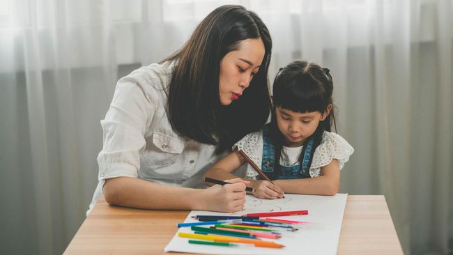 10 Koleksi Gambar Buah-buahan untuk Lomba Mewarnai Anak