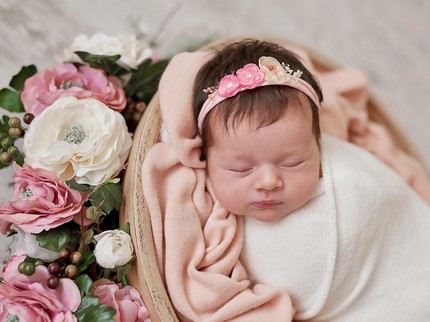 150 Nama Bayi Terinspirasi Bunga Iris dan Artinya untuk Laki-laki dan Perempuan