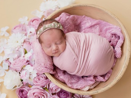 150 Nama Bayi Bermakna Harapan Baru untuk Anak Perempuan & Laki-Laki Beserta Artinya
