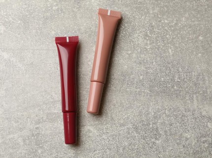 5 Rekomendasi Lip Product dalam Kemasan Squeeze Tube yang Praktis Digunakan