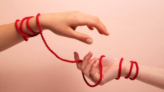 Mengenal Red String Theory, Benarkah Adanya?