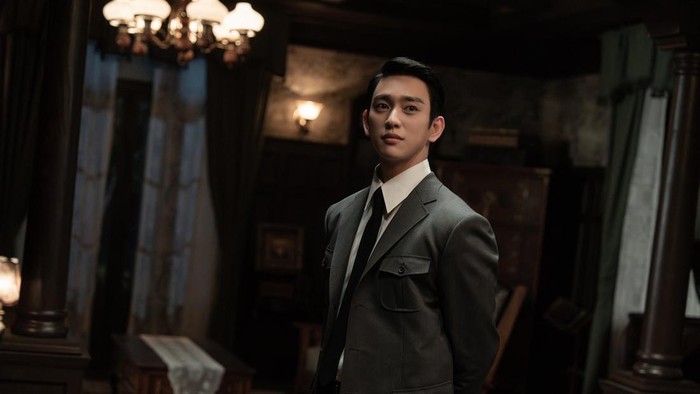Penuh Karisma, Simak Penampilan Park Jinyoung di Drakor Aksi-Romansa Terbaru