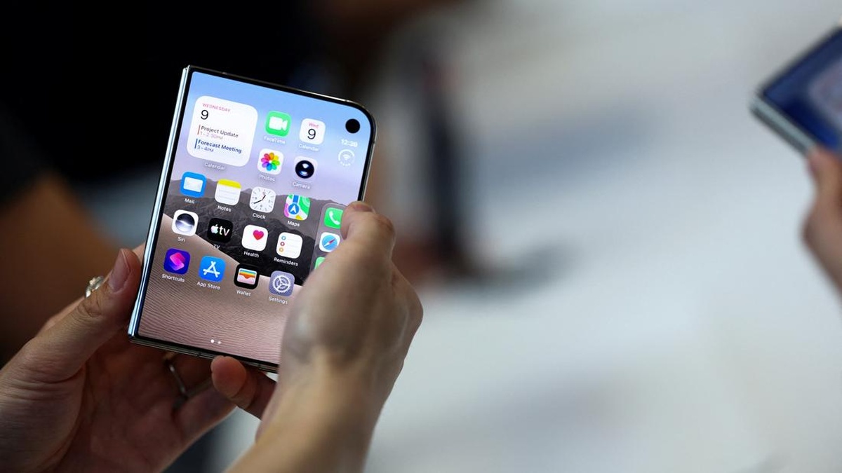 IPhone Duo Dibanderol Mulai Rp34 Juta, Mampukah Pikat Pasar?