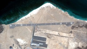 Kelompok milisi Houthi di Yaman dilaporkan berhasil menguasai Pulau Perim di Selat Bab Al Mandab pada Jumat (11/9) waktu setempat.