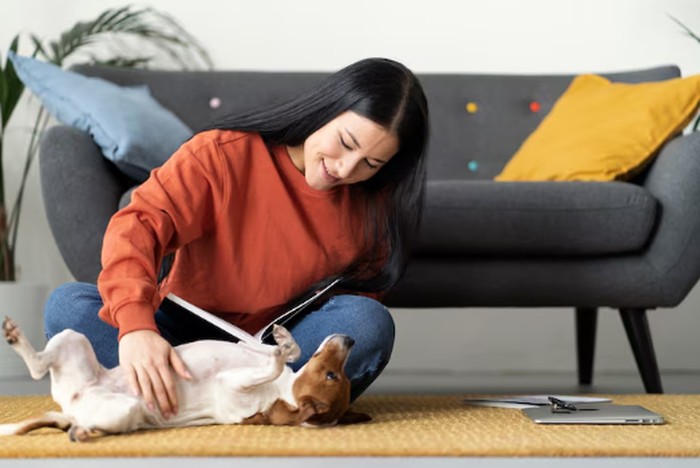 Taurus disebut cocok menjadi pet parent karena mampu menciptakan lingkungan yang tenang, stabil, dan nyaman untuk hewan peliharaan. Kesabaran serta konsistensinya membuat Taurus dapat diandalkan dalam merawat hewan./ Foto: magnific.com
