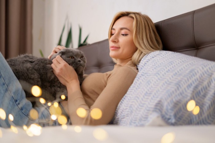 Virgo dikenal teliti dan bertanggung jawab sehingga berpotensi menjadi pet parent yang sangat dapat diandalkan. Mereka rela melakukan riset tentang makanan, kesehatan, hingga perilaku hewan untuk memastikan peliharaannya mendapat perawatan terbaik./ Foto: magnific.com/ArthurHidden