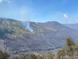 Wisata Bromo Ditutup Total Akibat Karhutla, Wisatawan Bisa Refund & Reschedule
