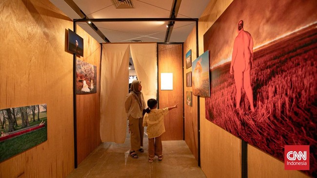 Menikmati Karya Fotografi di JIPFest