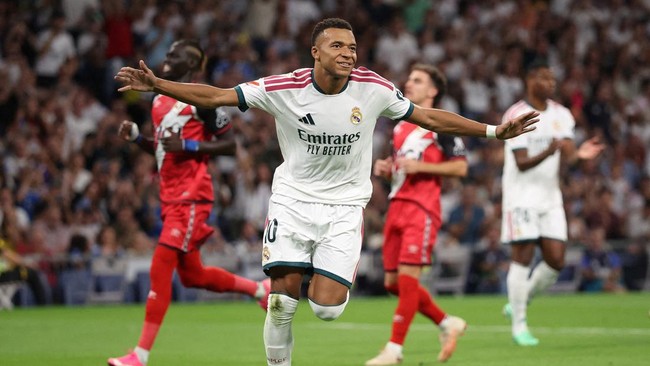 Soccer Football - LaLiga - Real Madrid v Rayo Vallecano - Estadio Bernabeu, Madrid, Spain - September 12, 2026 Real Madrid's Kylian Mbappe celebrates scoring their first goal REUTERS/Alejandro Martinez Velez     TPX IMAGES OF THE DAY