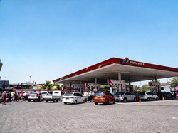 Pakai Ganjil-Genap, Pertamina Sebut Antrean di SPBU Makassar Mulai Landai