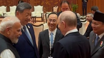Momen Prabowo, Putin, Xi Jinping, dan Modi Ngobrol Akrab di KTT BRICS
